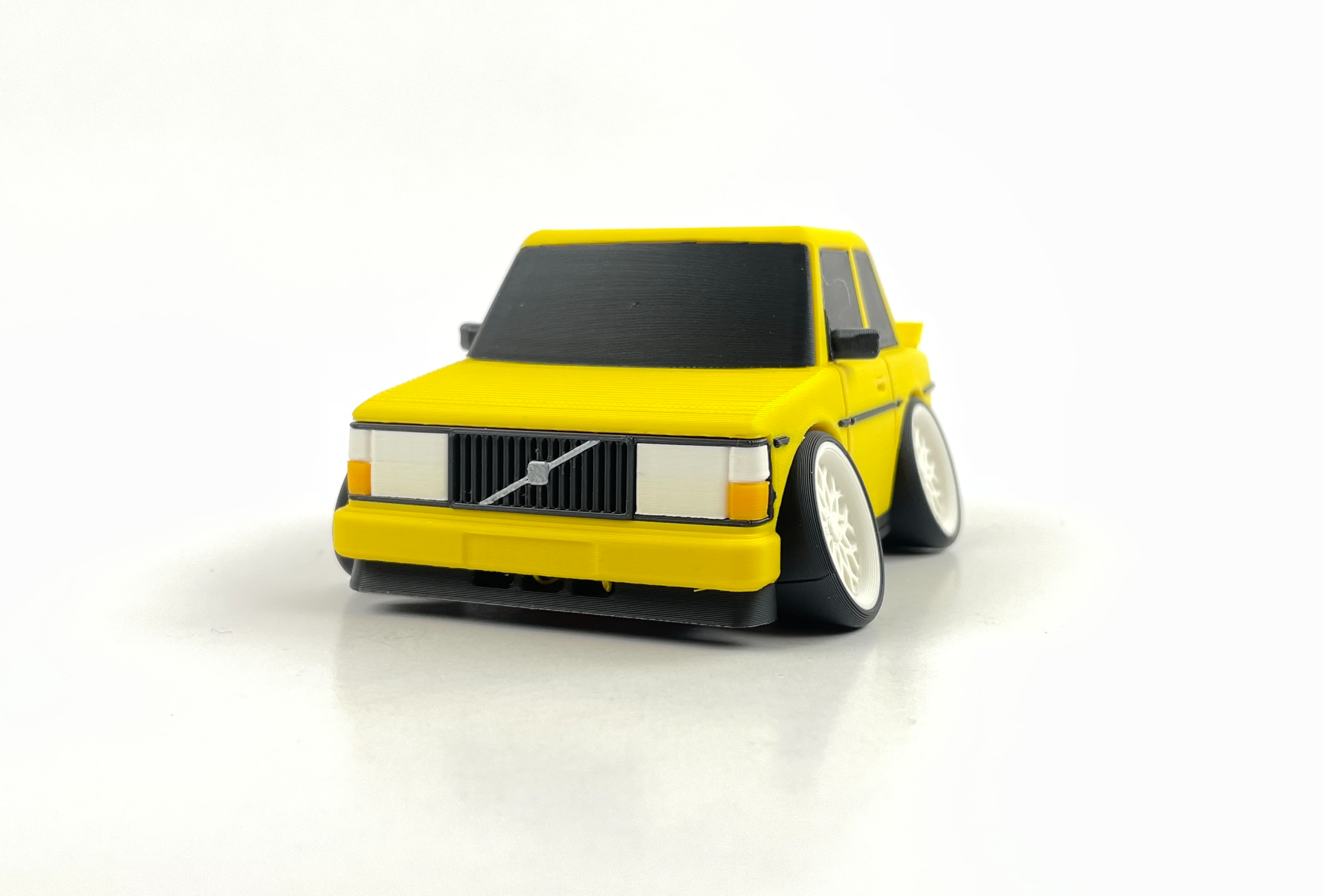 3D printable model  –  Tooned VOLVO 240 Turbo